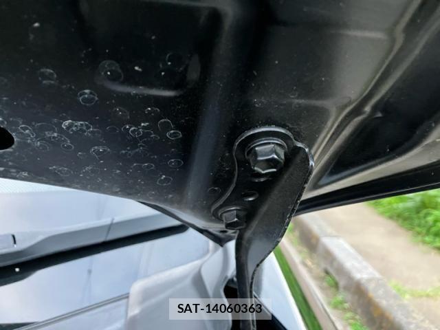 Toyota RAV4 2021-09 8355479-25