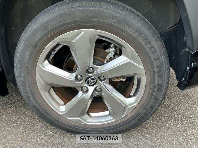 Toyota RAV4 2021-09 8355479-7