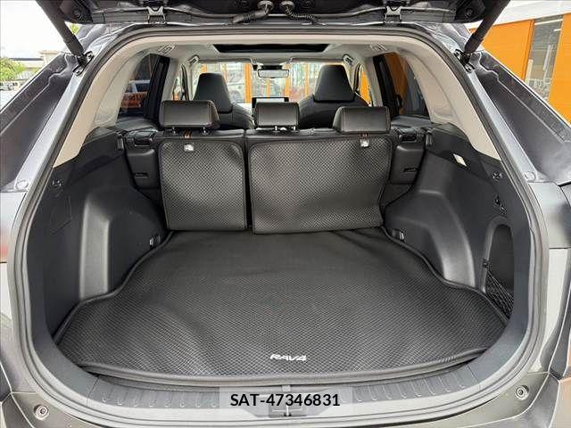 Toyota RAV4 2025-06 8355477-18