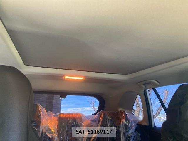 Toyota RAV4 2023-09 8355476-12