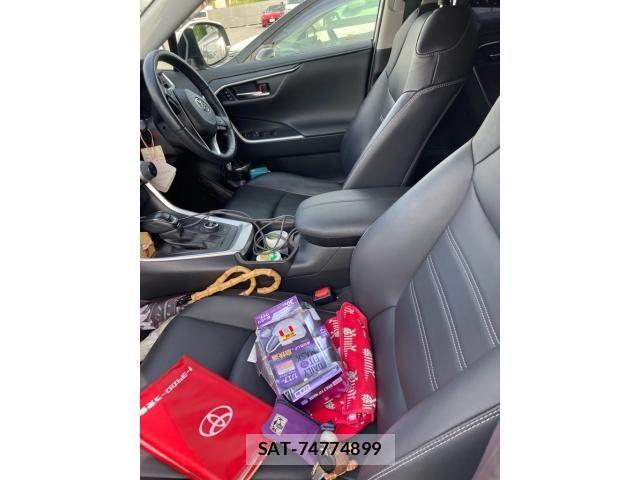 Toyota RAV4 2019-06 8368331-14