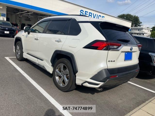 Toyota RAV4 2019-06 8368331-3