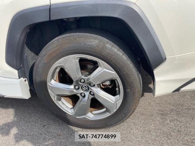 Toyota RAV4 2019-06 8368331-7
