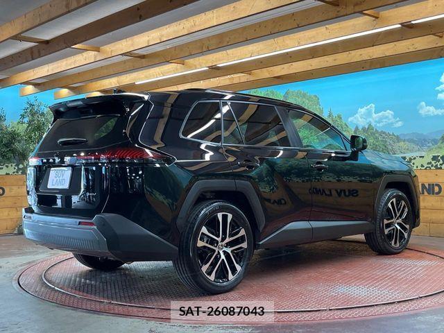 Toyota RAV4 2026-04 8368323-16