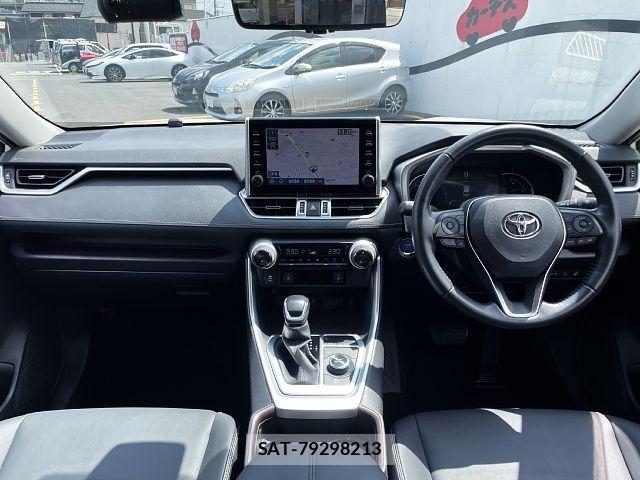 Toyota RAV4 2021-09 8368327-1