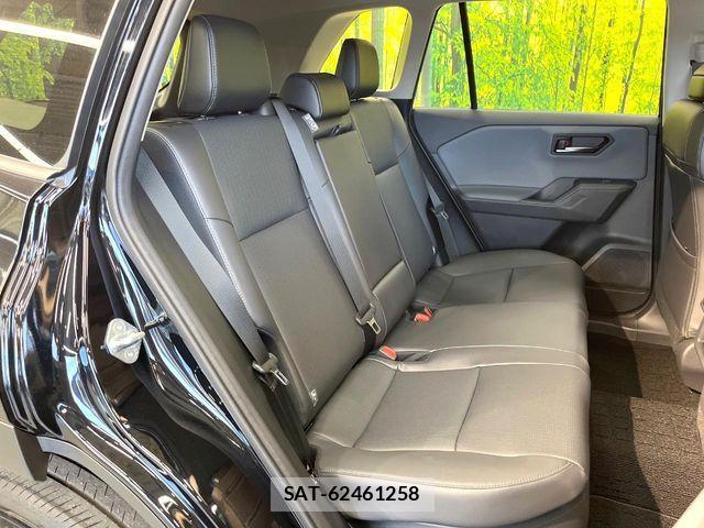 Toyota RAV4 2026-07 8368322-8