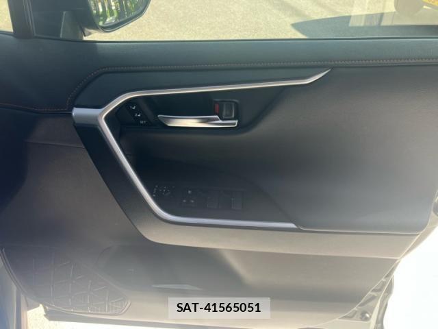 Toyota RAV4 2023-02 8368326-18