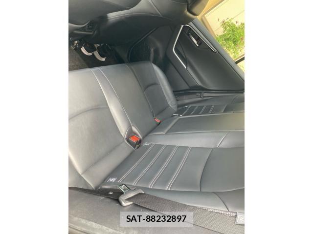Toyota RAV4 2019-12 8372114-13