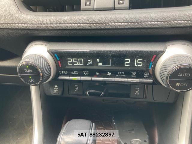 Toyota RAV4 2019-12 8372114-18