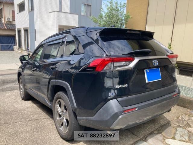 Toyota RAV4 2019-12 8372114-3