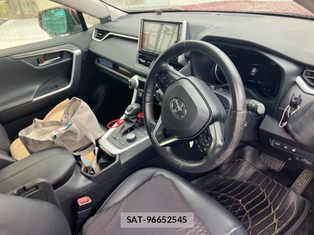 Toyota RAV4 2020-03 8414674-12