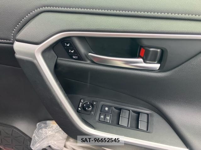 Toyota RAV4 2020-03 8414674-15