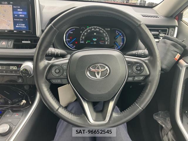 Toyota RAV4 2020-03 8414674-16