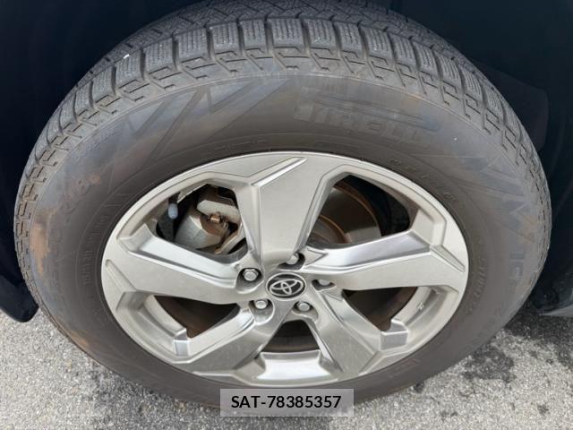 Toyota RAV4 2021-10 8414673-2
