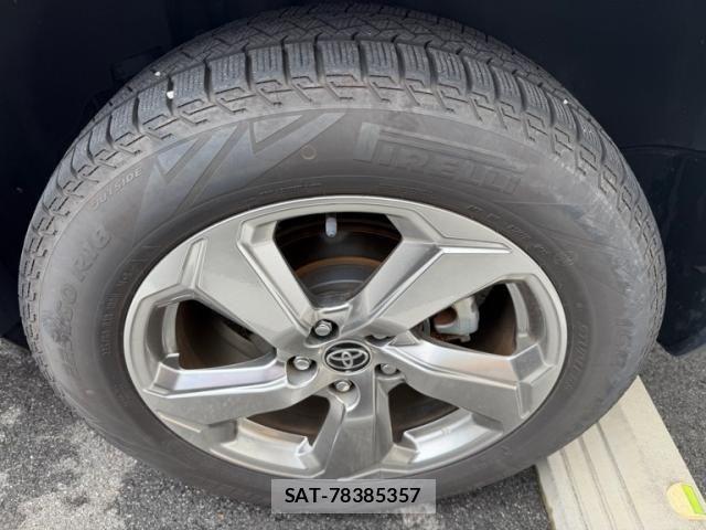 Toyota RAV4 2021-10 8414673-3