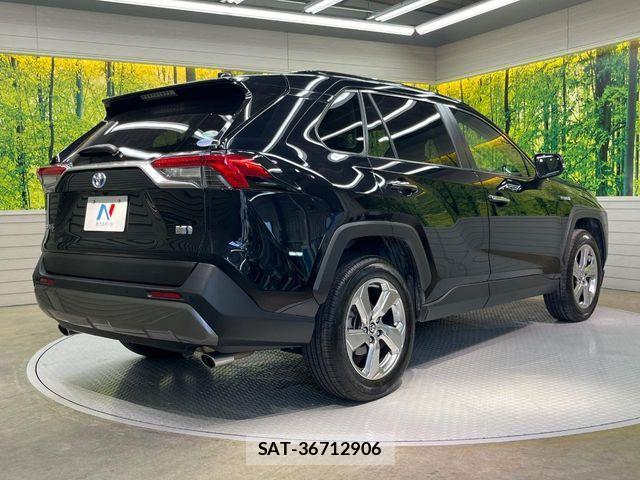 Toyota RAV4 2019-09 8438792-16