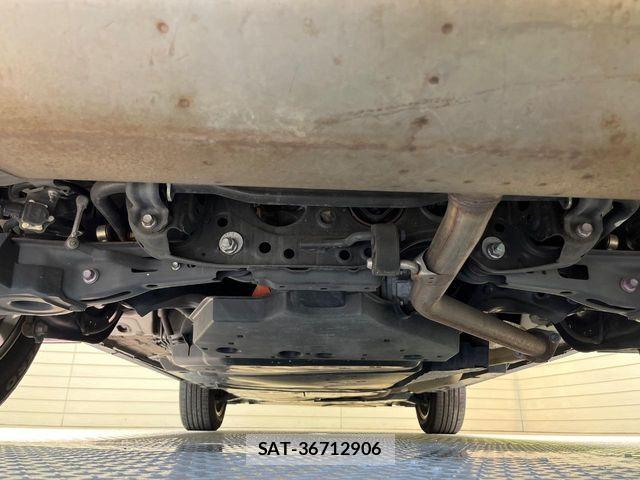 Toyota RAV4 2019-09 8438792-18