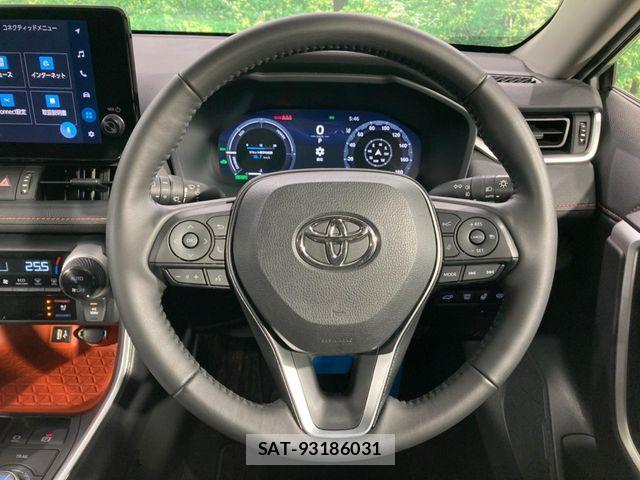 Toyota RAV4 2022-11 8438390-10