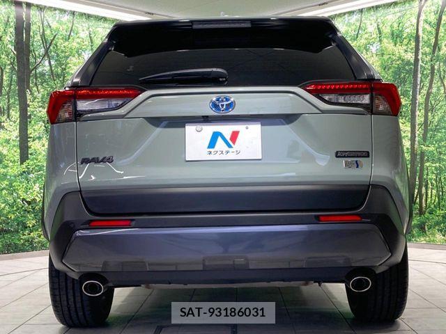 Toyota RAV4 2022-11 8438390-14