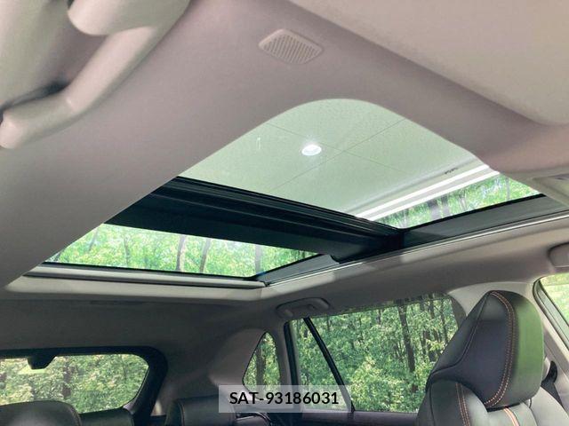 Toyota RAV4 2022-11 8438390-2