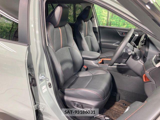 Toyota RAV4 2022-11 8438390-7