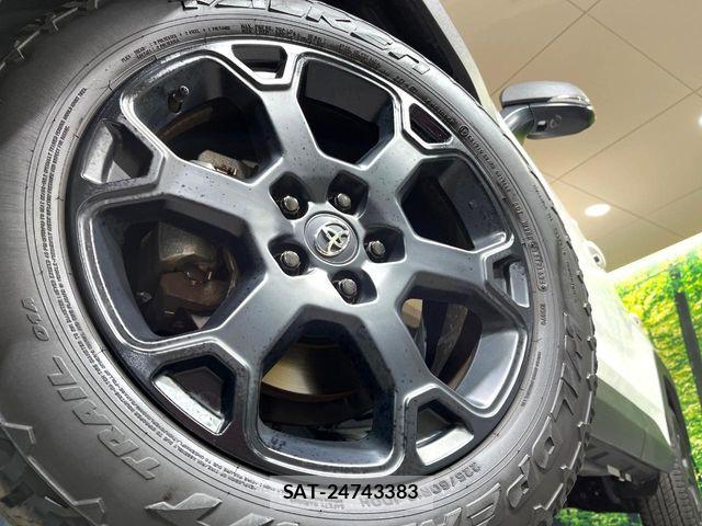 Toyota RAV4 2024-07 8438793-13