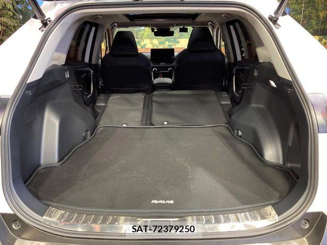Toyota RAV4 2024-01 8458295-9