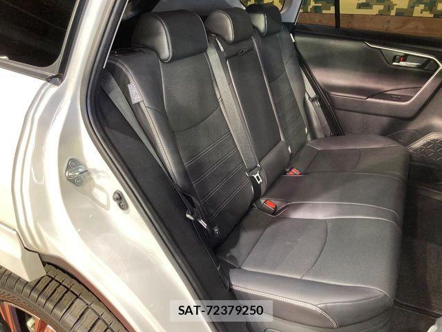 Toyota RAV4 2024-01 8458295-8