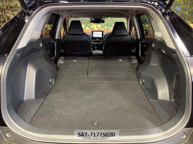 Toyota RAV4 2021-04 8458300-10