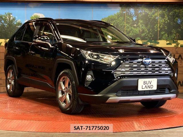 Toyota RAV4 2021-04 8458300-15