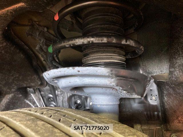 Toyota RAV4 2021-04 8458300-19