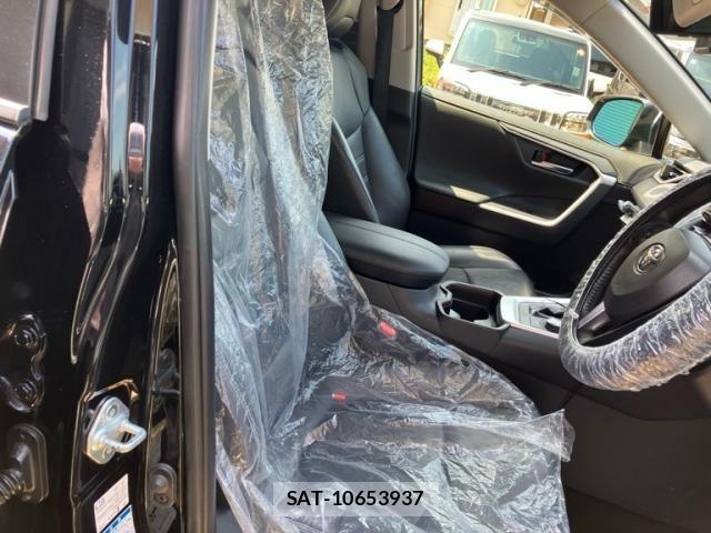 Toyota RAV4 2019-09 8458302-9