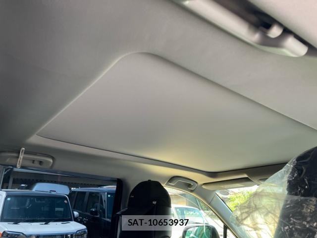 Toyota RAV4 2019-09 8458302-12