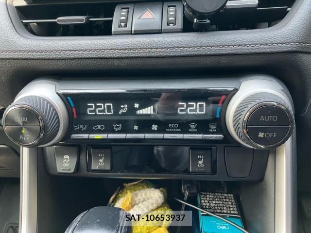 Toyota RAV4 2019-09 8458302-19