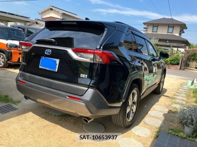 Toyota RAV4 2019-09 8458302-6