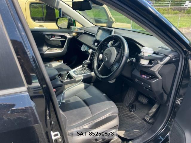 Toyota RAV4 2019-06 8458301-11