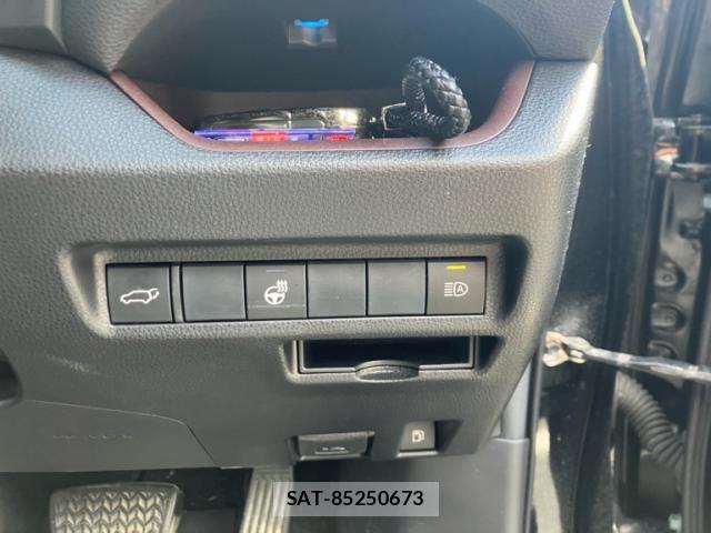 Toyota RAV4 2019-06 8458301-12