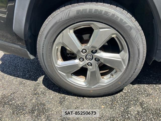 Toyota RAV4 2019-06 8458301-5