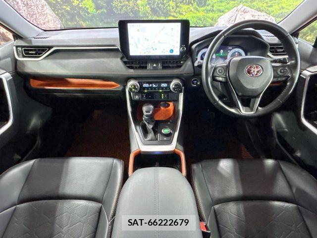 Toyota RAV4 2023-02 8458296-1