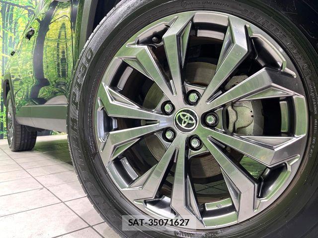 Toyota RAV4 2023-03 8458298-12