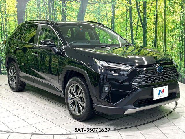 Toyota RAV4 2023-03 8458298-15