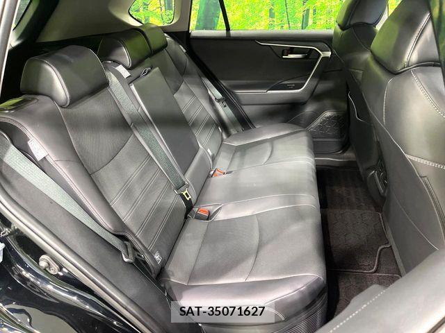 Toyota RAV4 2023-03 8458298-8
