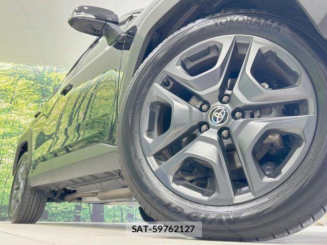 Toyota RAV4 2025-01 8458297-12