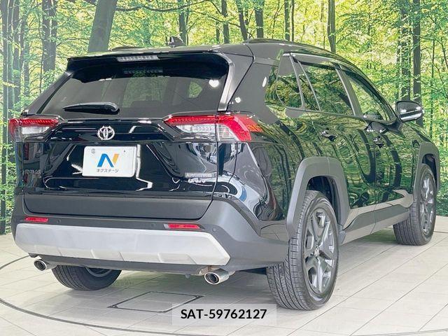 Toyota RAV4 2025-01 8458297-16