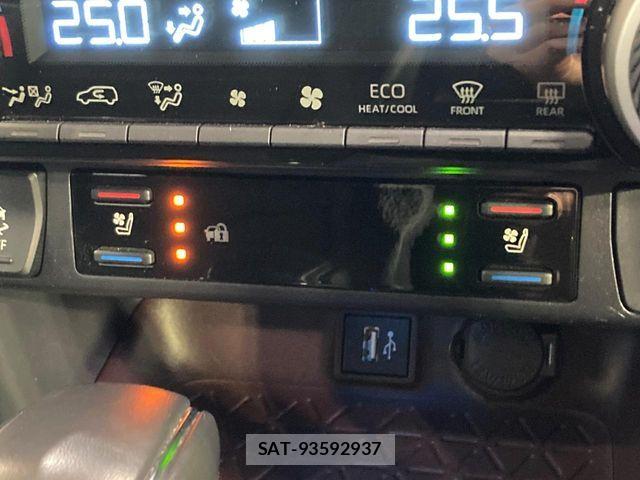 Toyota RAV4 2024-09 8458299-6