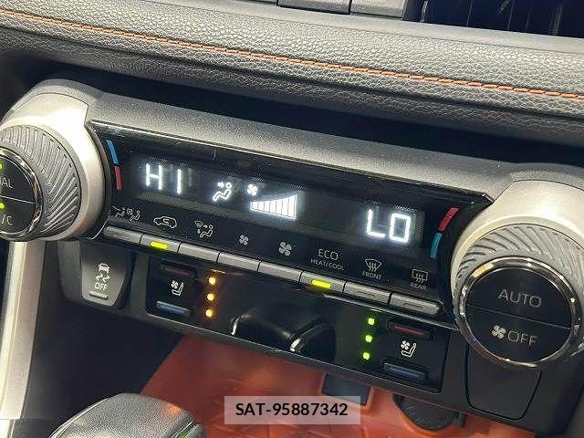 Toyota RAV4 2022-02 8486020-9