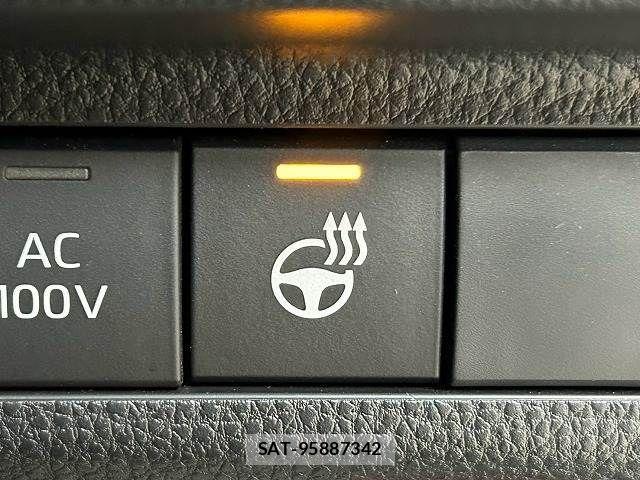 Toyota RAV4 2022-02 8486020-10
