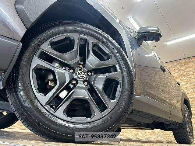 Toyota RAV4 2022-02 8486020-18