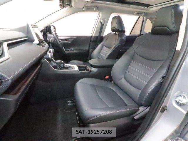 Toyota RAV4 2020-06 8526968-9