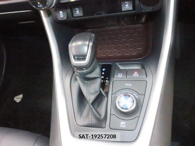 Toyota RAV4 2020-06 8526968-24